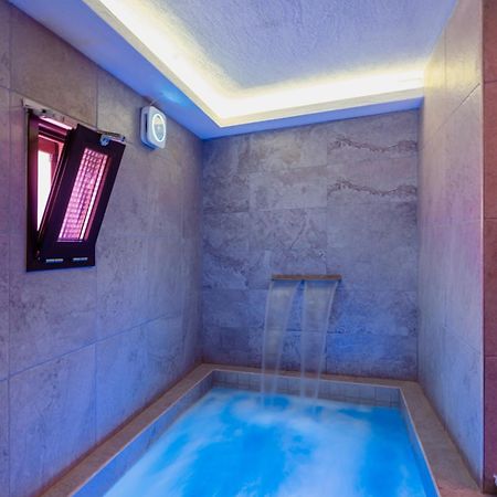 Luxuite Spa Con Piscina E Jacuzzi Alberobello Exterior foto