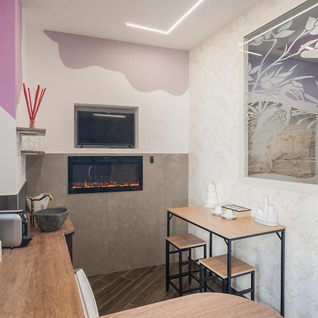 Luxuite Spa Con Piscina E Jacuzzi Alberobello Exterior foto