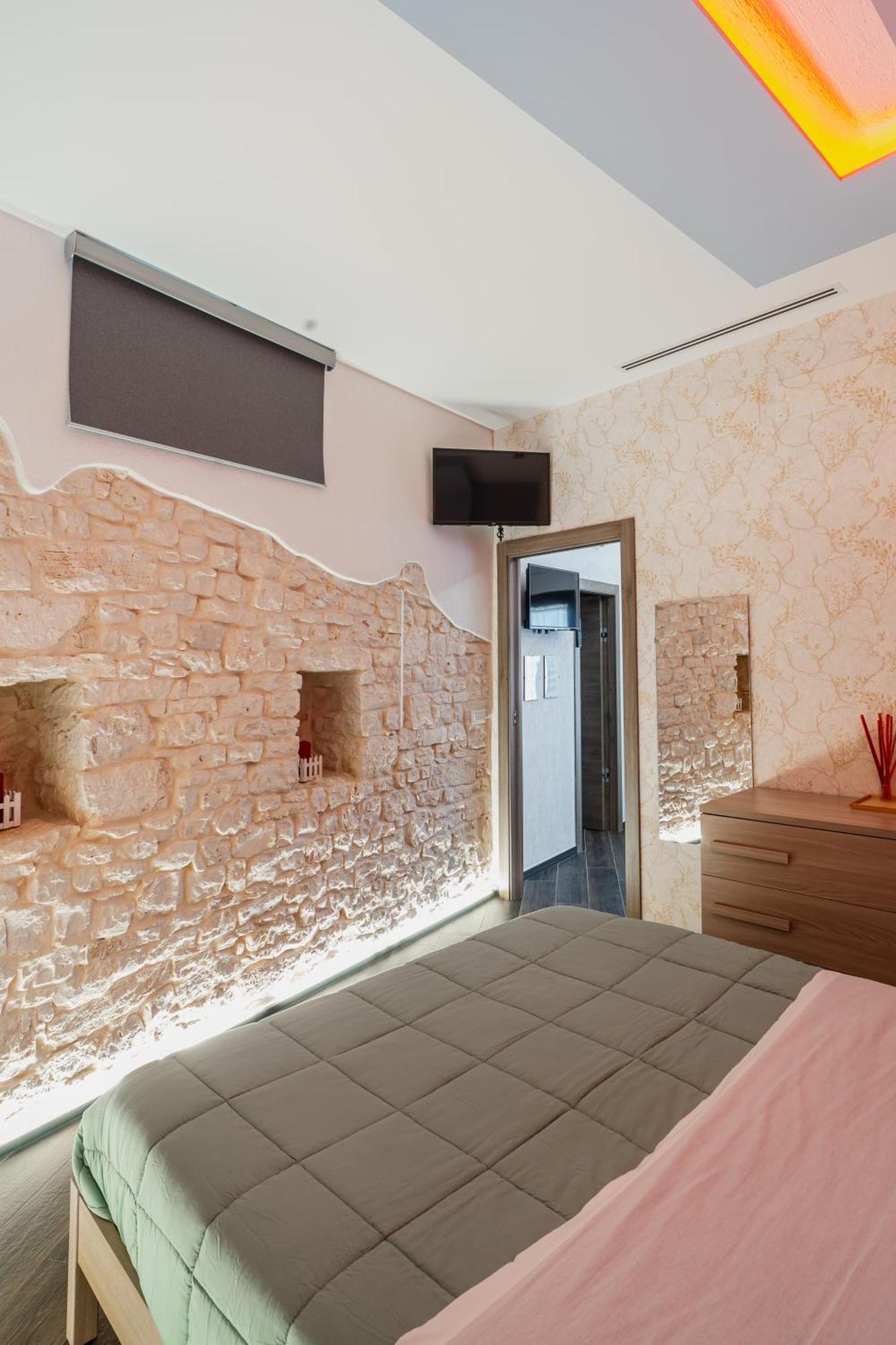 Luxuite Spa Con Piscina E Jacuzzi Alberobello Exterior foto